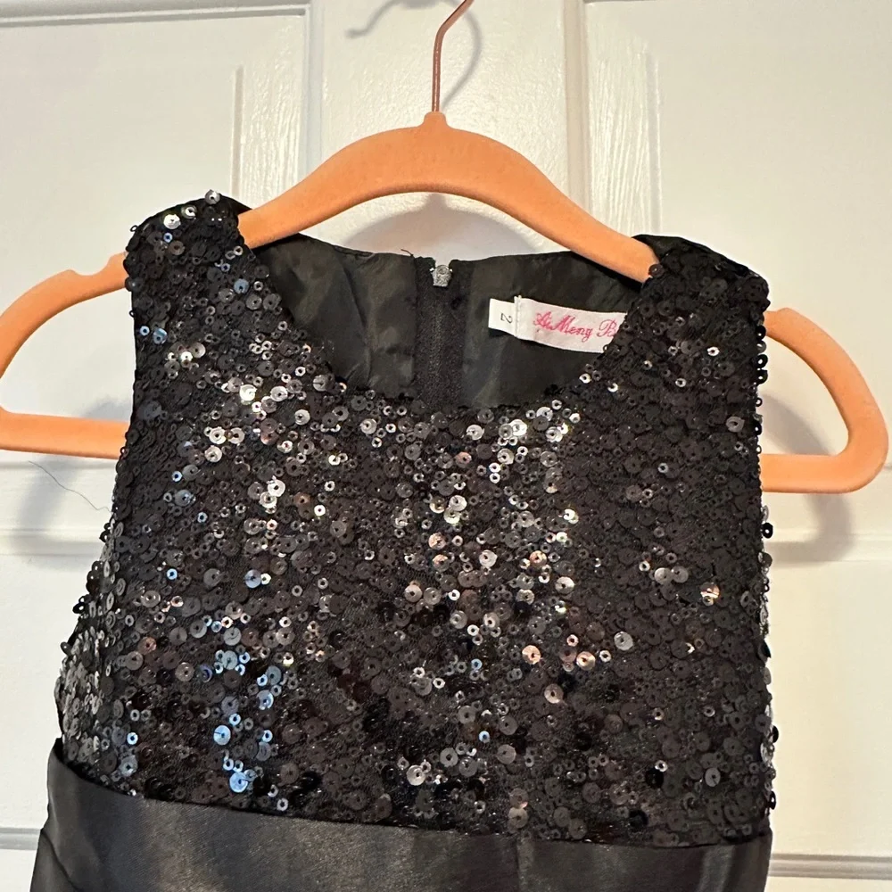 - Girls black sequin party dress - Picture 4 of 4